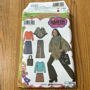 Uncut sewing pattern Lizzie McGuire girls skirt, pants, poncho, top, bag